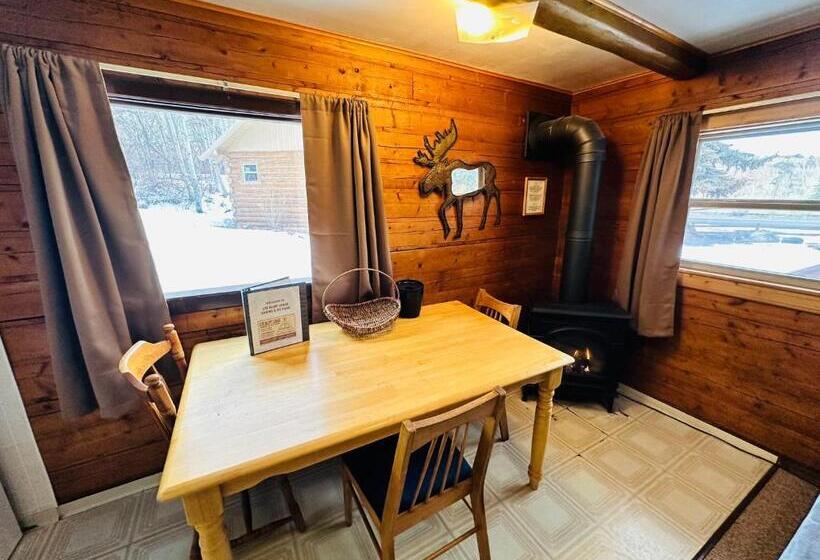 غرفة عائلية, Ute Bluff Lodge, Cabins And Rv Park