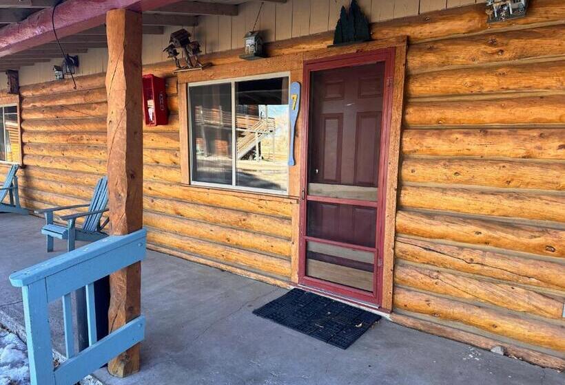 Люкс Deluxe Кровать Кинг, Ute Bluff Lodge, Cabins And Rv Park