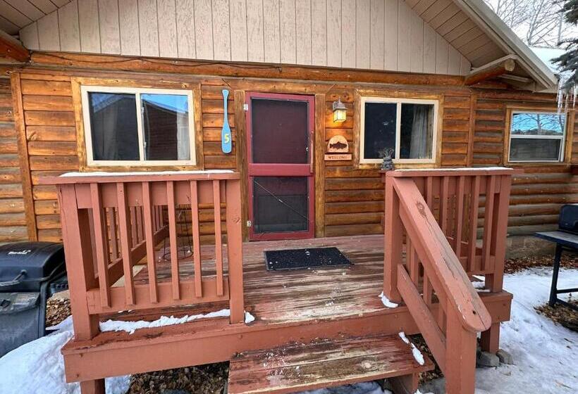 جناح ديلوكس, Ute Bluff Lodge, Cabins And Rv Park