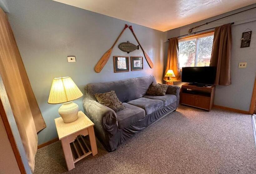 جناح ديلوكس, Ute Bluff Lodge, Cabins And Rv Park