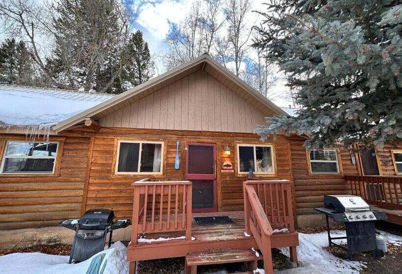 جناح ديلوكس, Ute Bluff Lodge, Cabins And Rv Park