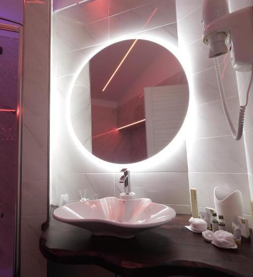 ハイドロマッサージバス付きスイート, B&b Grecale Suite & Spa