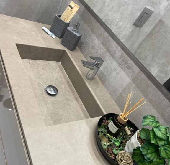 اتاق استاندارد با تخت بزرگ, Sunny Suite Napoli