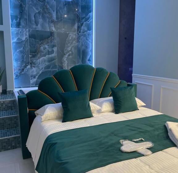 اتاق استاندارد با تخت بزرگ, Sunny Suite Napoli