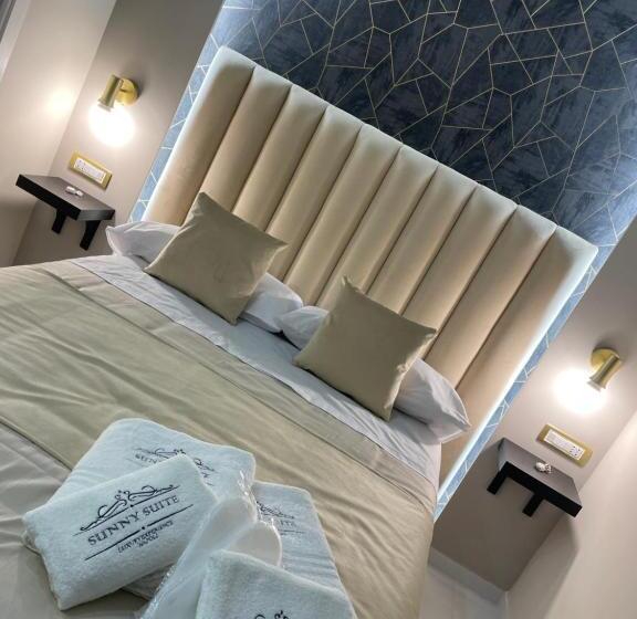 اتاق استاندارد با بالکن, Sunny Suite Napoli