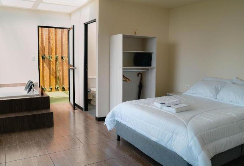 סוויטה עם ג'קוזי, Finca Hotel Los Alpes