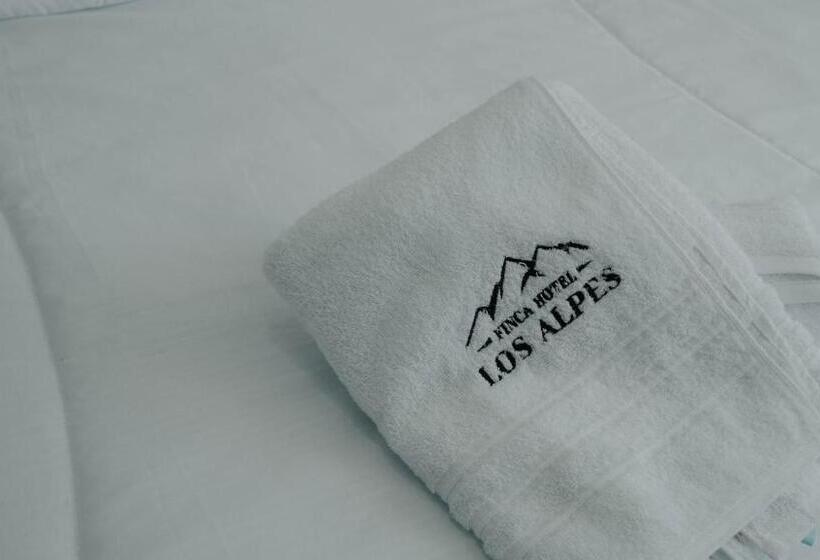 סוויטה עם ג'קוזי, Finca Hotel Los Alpes