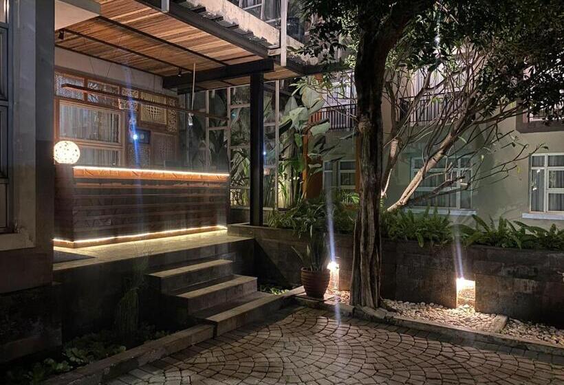 디럭스 룸, Regato Suites