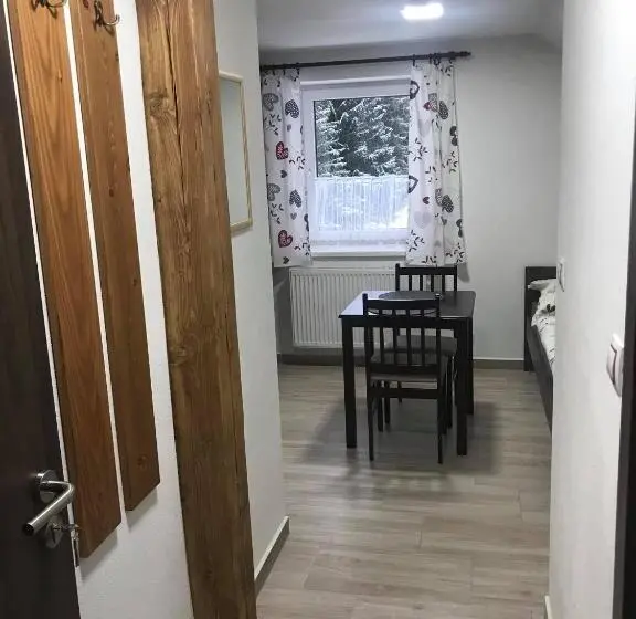 スタンダードルーム, Apartmány V Chalupě Nad Modravou