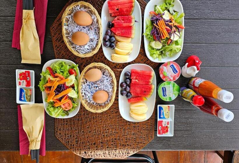 غرفة قياسية, My Second Home