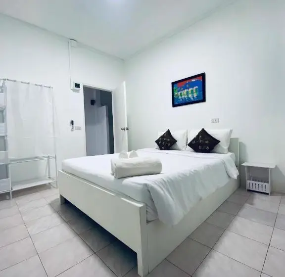 １ベッドルームアパートメント, Elephant Sports Bar And Accommodation