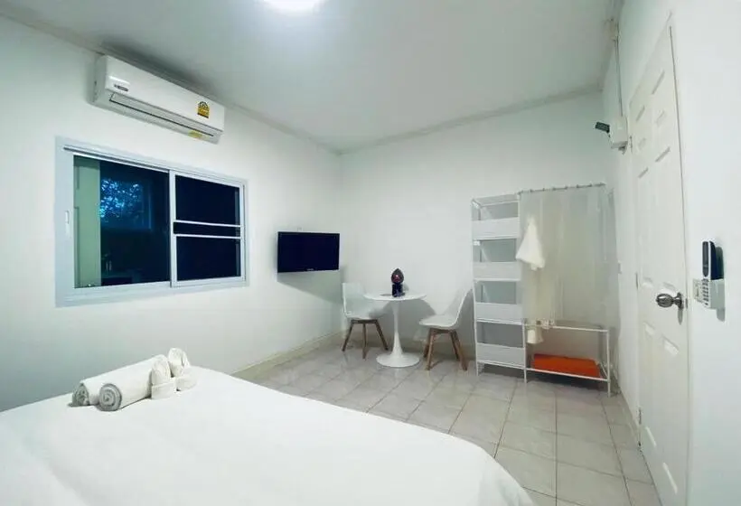 １ベッドルームアパートメント, Elephant Sports Bar And Accommodation