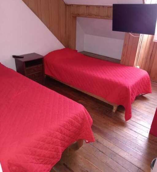 חדר אקונומי, Hostal Salvador