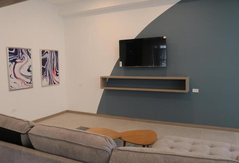 Standaardkamer met Uitzicht op de Stad, Vatten Studios And Suites By Check In Ec