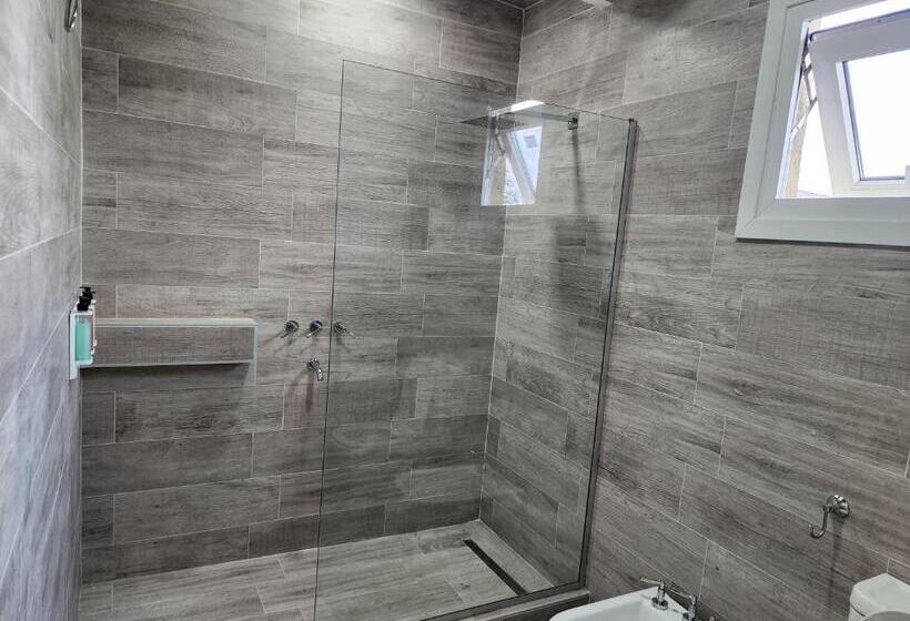 דירת שני חדרים, El 5to Elemento