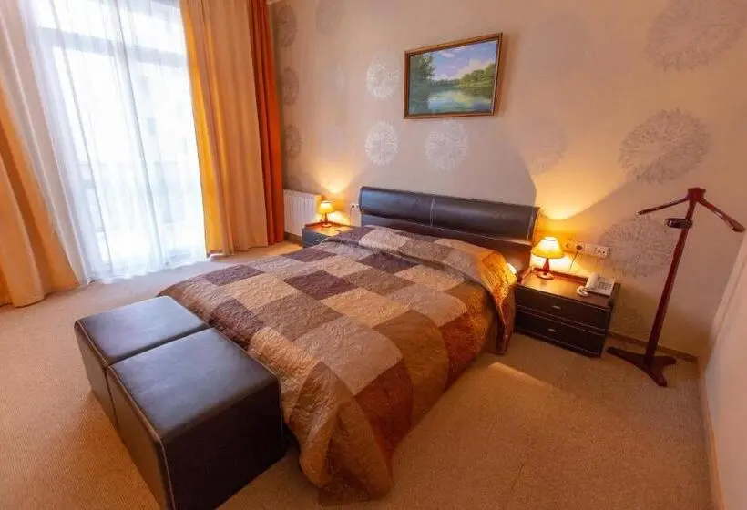 Sviitti, аполлонія