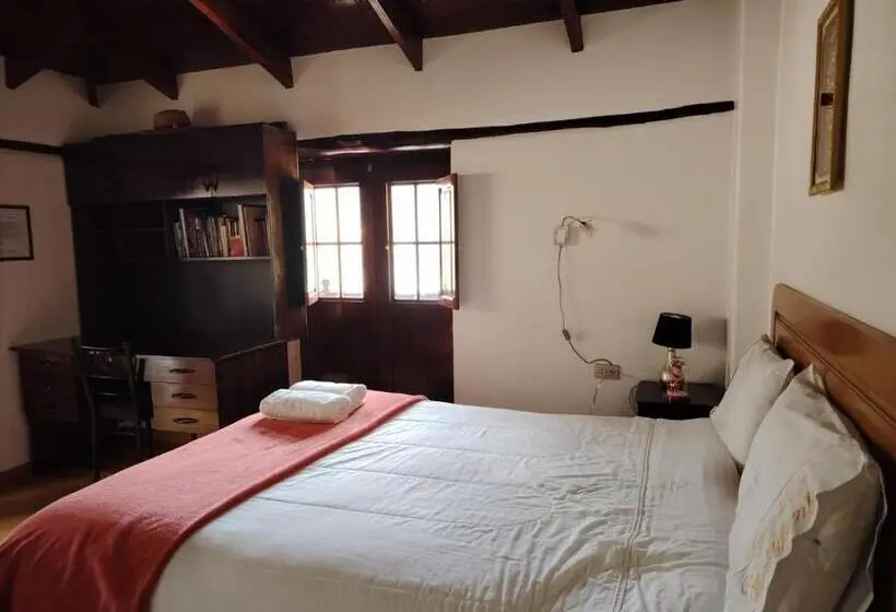 اتاق استاندارد یک نفره, Casablanca