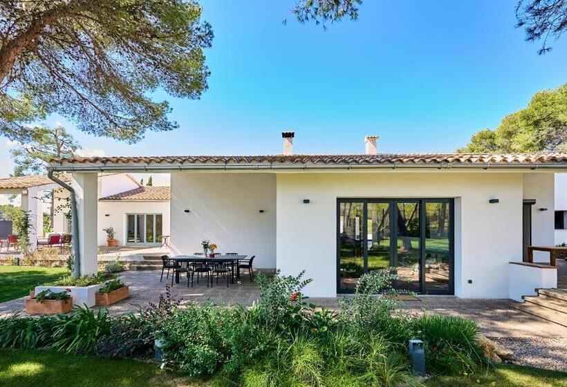 חדר סטנדרט נוף להרים, Casa Brisa Boutique Guest House   Gay Men Only