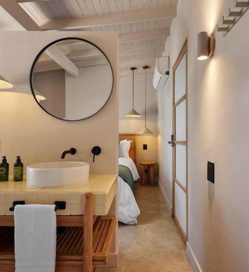 高级套房, Antípoda