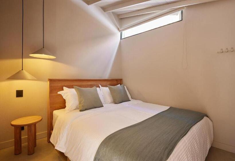 标准间, Antípoda