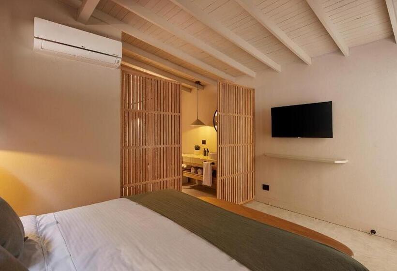 标准间, Antípoda