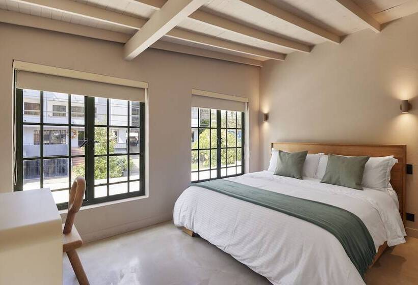 高级套房, Antípoda