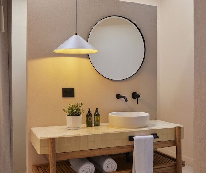 豪华套房, Antípoda