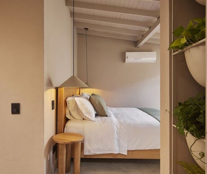 豪华套房, Antípoda