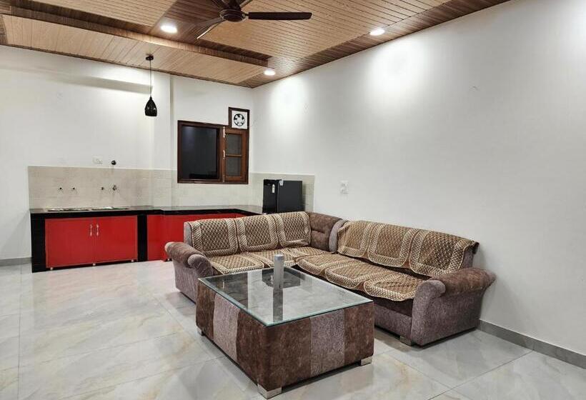 Апартаменты 2 Спальни, Him Hilton Luxury