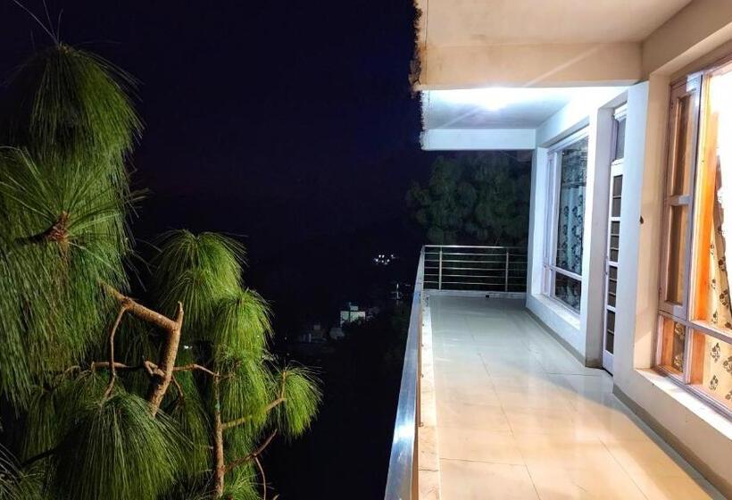 Апартаменты 3 Спальни, Him Hilton Luxury