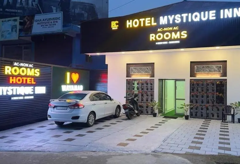 Deluxe Kolmen Hengen Huone, Mystique Inn Wayanad