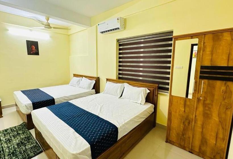 ファミリールーム, Mystique Inn Wayanad