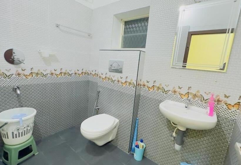 Номер Deluxe, Mystique Inn Wayanad