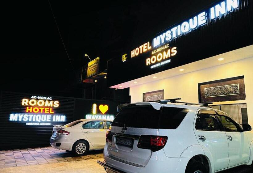 ファミリールーム, Mystique Inn Wayanad