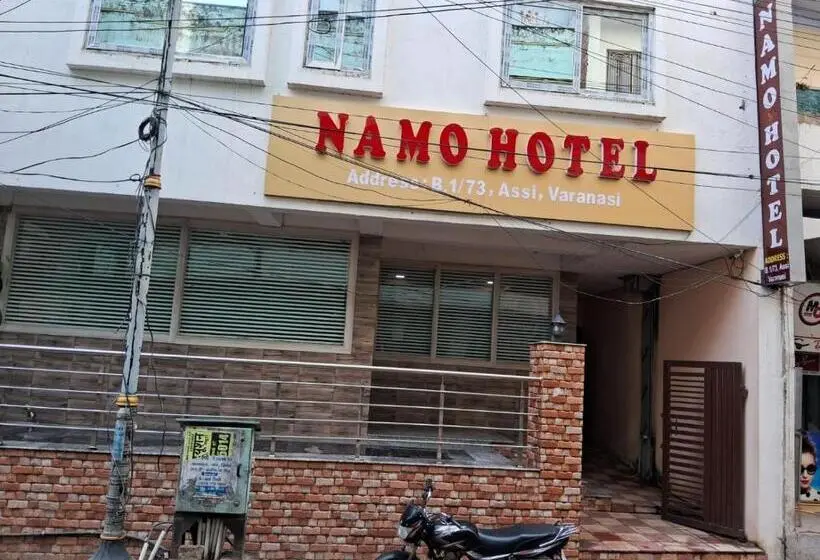 Deluxe-huone, Namo