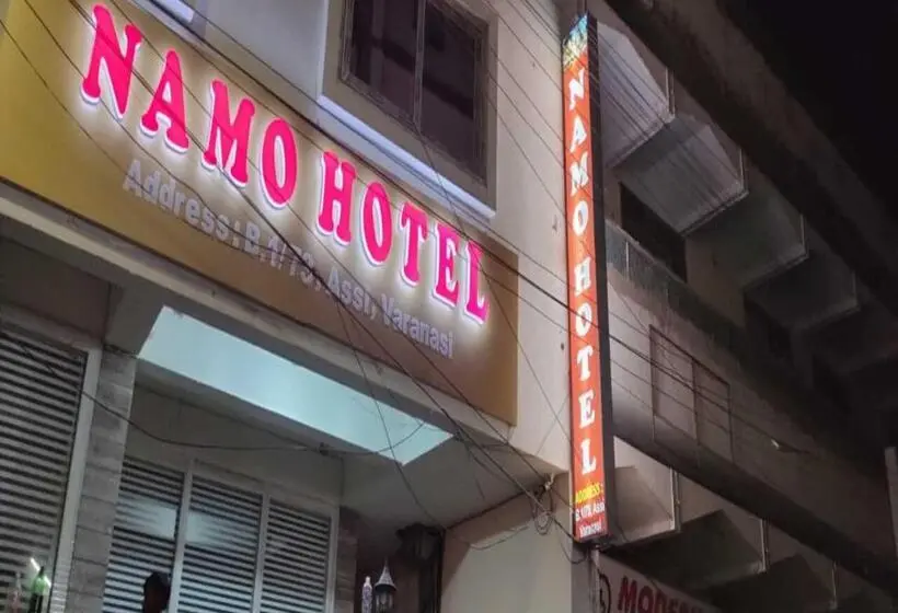 Deluxe-huone, Namo