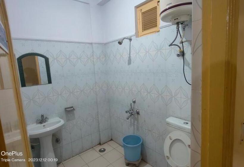 اتاق استاندارد, Sundram