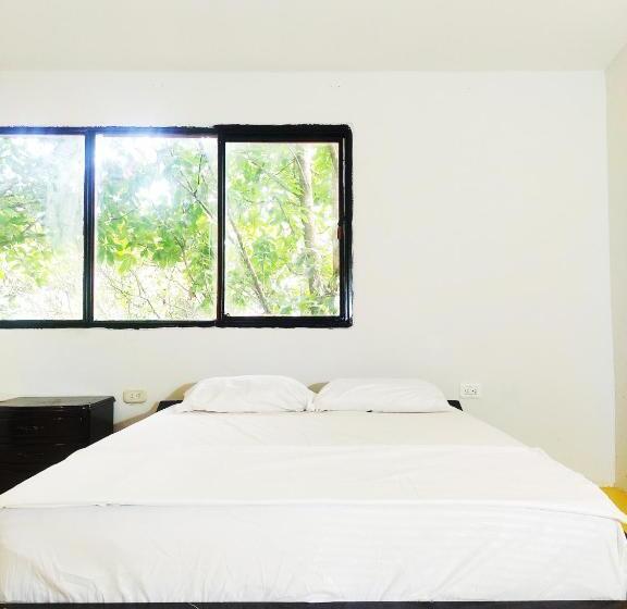 豪华房间, Amalaya Hostel