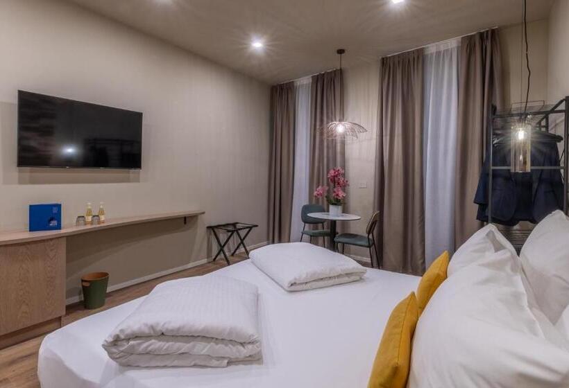 اتاق استاندارد, Hi Room