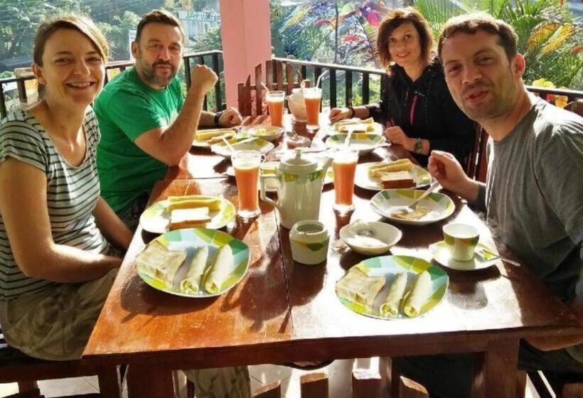 패밀리 룸, Little Heaven Guest