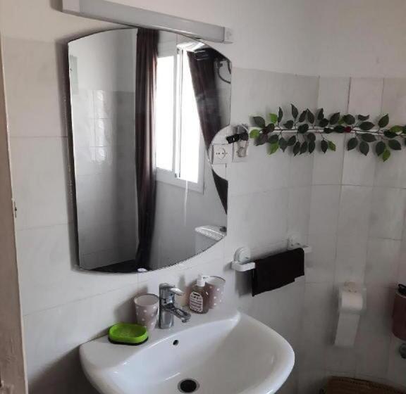 اتاق استاندارد, Maison D Hôtes Marine Ksar Sghir