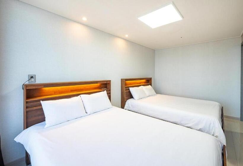 חדר משפחתי נוף לים, Le Paradis Ocen View Spa Pension