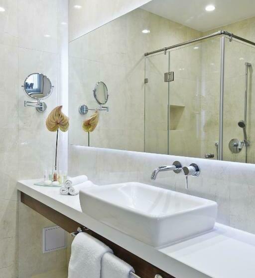 スーペリアールーム, Adele Boutique