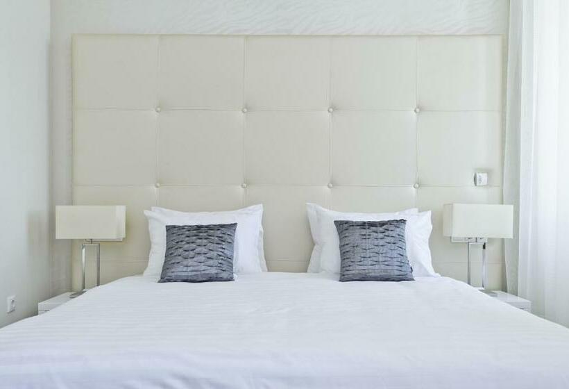 スーペリアールーム, Adele Boutique