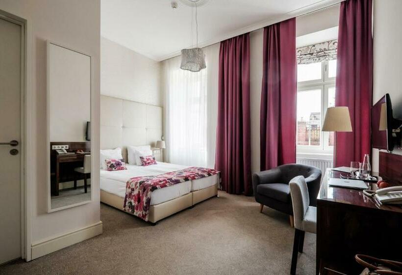 スーペリアールーム, Adele Boutique