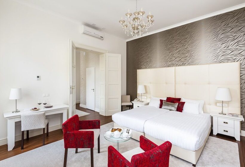 スイート, Adele Boutique