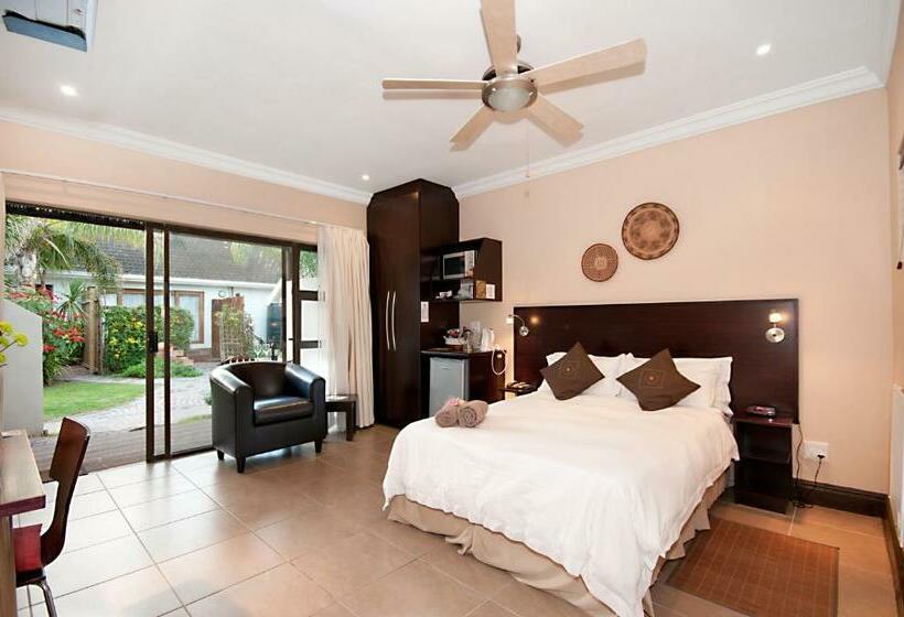 اتاق استاندارد با چشم‌انداز باغ, Africa Beach B&b