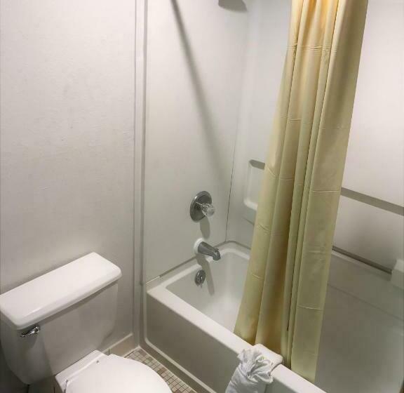 Номер Стандарт 2 Двуспальные Кровати, American Inn Kansas City, Ks