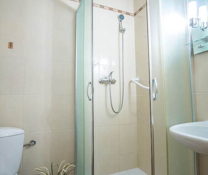 اتاق استاندارد, Baltic