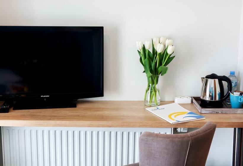 اتاق پرمیوم, Baltic